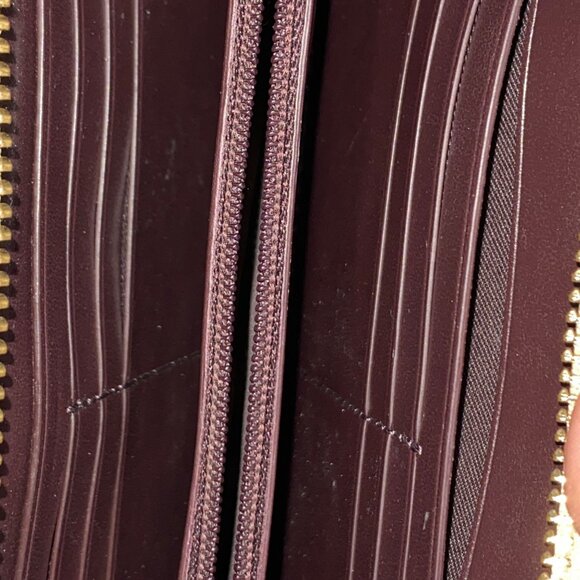 Coach Accordian Zip Signature Debossed Patent Leather Wallet F54805 neutral box - Picture 4 of 11